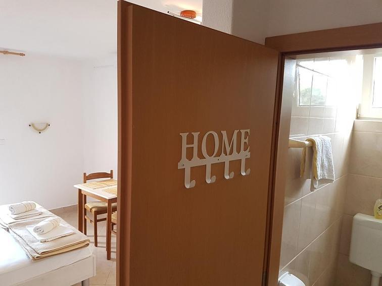 Apartmani Toni Poce 2 Primošten Buitenkant foto
