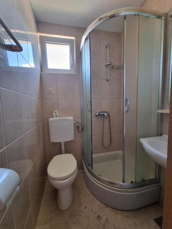 Apartmani Toni Poce 2 Primošten Buitenkant foto